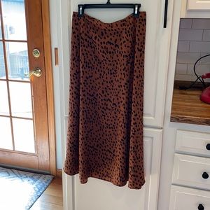 Leopard Print Midi Skirt with Slit